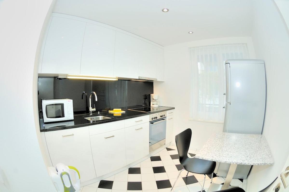 Apartment 1br With Balcony Near - Flower 1 Zürich